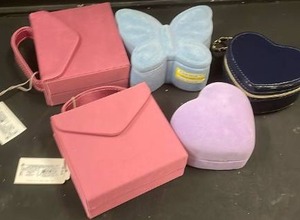 lot 9729 image: 5pk Assorted Jewelry Boxes