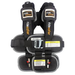 lot 4052 image: RideSafer - Small Black, Lightweight, Compact, Portable Car Seat - Perfect for Travel and Everyday Child Safety