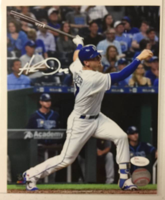 lot 1056 image: Signed Hunter Dozier 8x10 Glossy Photograph Kansas City Royals in White Ink With James Spence Witnessed Authentication