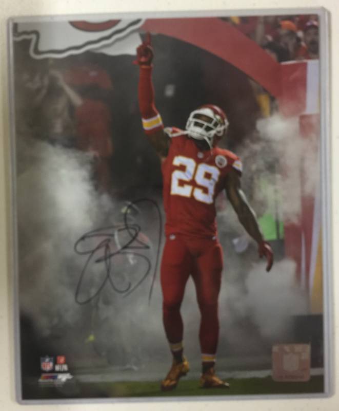 lot 1033 image: Signed Eric Berry 8x10 Glossy Photograph Kansas City Chiefs #29