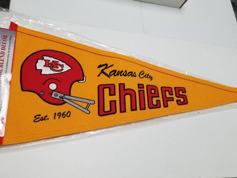 lot 1340 image: Kansas City Chiefs Full Size Official NFL Foundations Wool Pennant