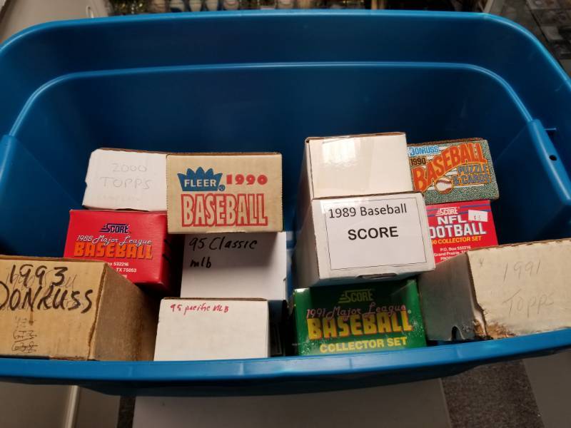 lot 1401 image: Lot of 12 Baseball Card Complete Sets 1988-1993 Topps Score Fleer Donruss