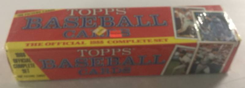 lot 1099 image: Complete Factory Sealed 1988 Topps Official Set 792 Baseball Cards In Christmas Packaging