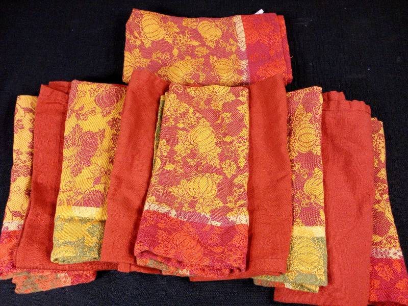 lot 52 image: Pier 1 Fall Cloth Napkins