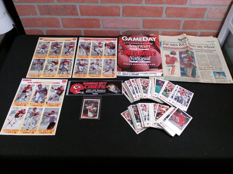 lot 85 image: Chiefs Memorabilia