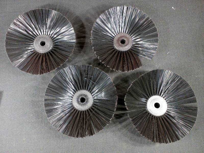 lot 91 image: Windsor Brushes