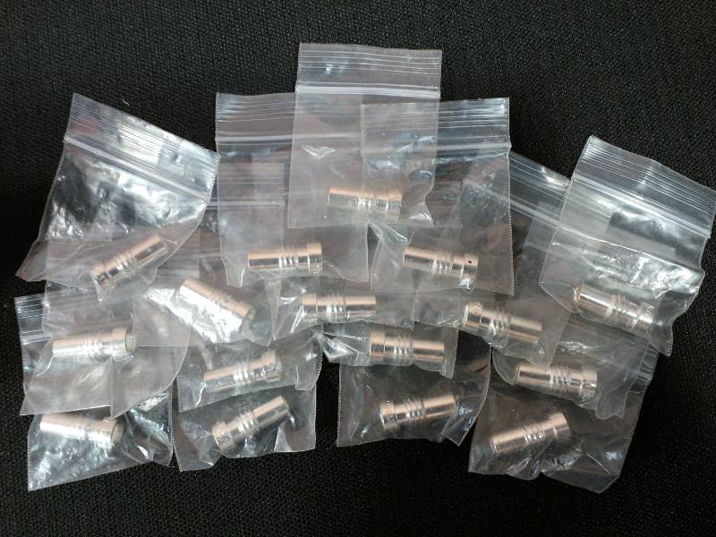 lot 97 image: Connector Accessory Reducing Adapter VHF Connectors