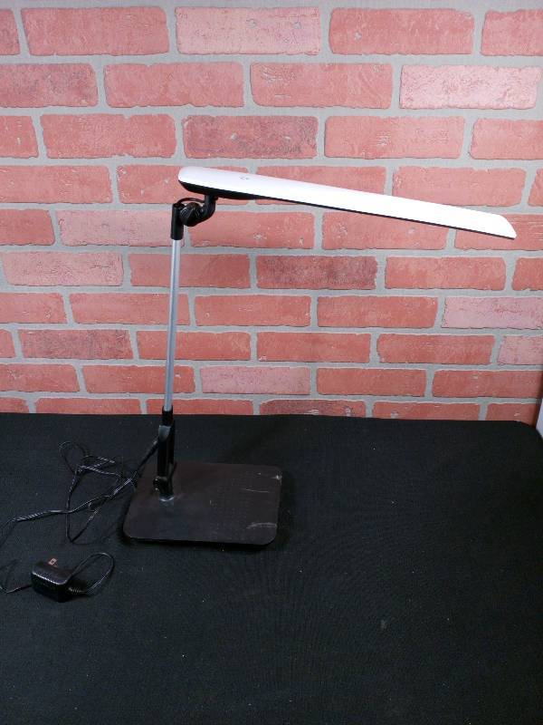 lot 103 image: Touch LED Table Lamp