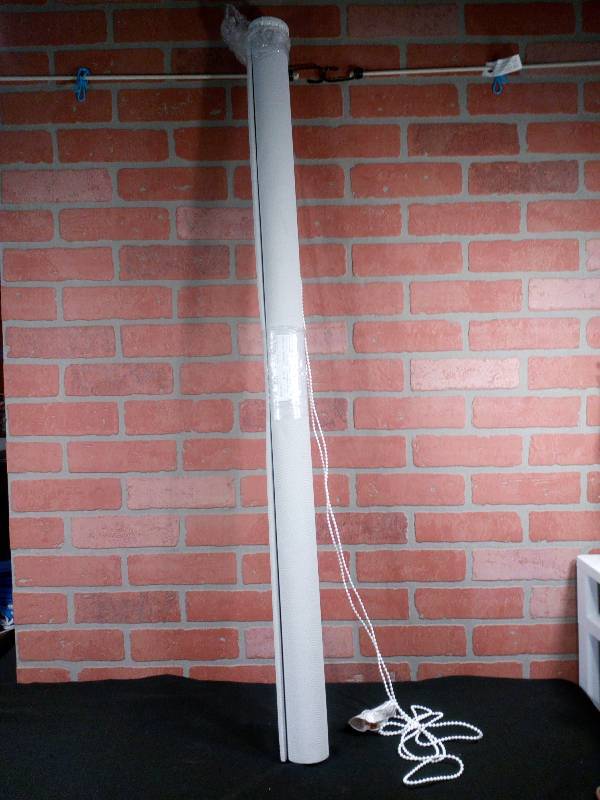 lot 117 image: Florida Sunshade Outdoor Roller Sun Shade