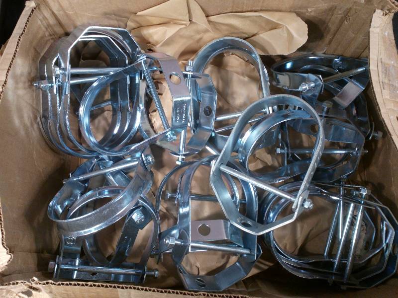 lot 119 image: Erico Clevis Hangers