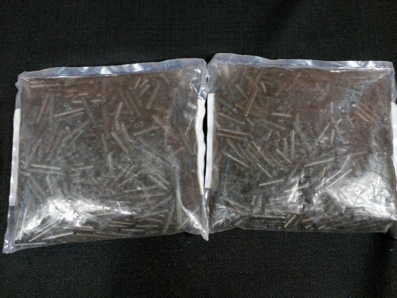 lot 162 image: Vogelsang Fastener Heavy Duty Coil Spring Pins