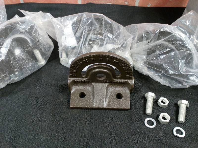 lot 163 image: Hubbell Industrial Lighting Mounting Brackets