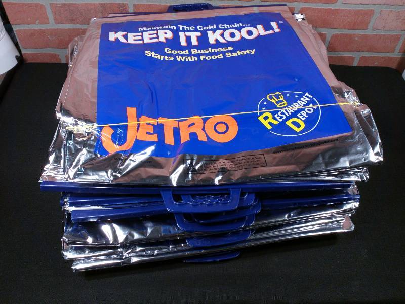 lot 233 image: Coldkeepers Cold Food Insulated Bags With Logo