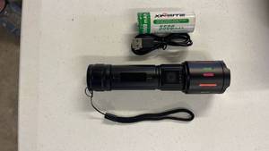 lot 17056 image: Rechargeable LED Flashlight Kit with Batteries - Retail $25