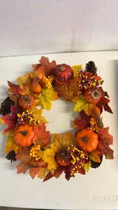 lot 17094 image: Fall Harvest Decorative Wreath - Retail $25