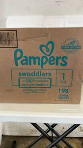 lot 17124 image: Pampers Swaddlers Size 1 Diapers - Bulk Box - Retail $60