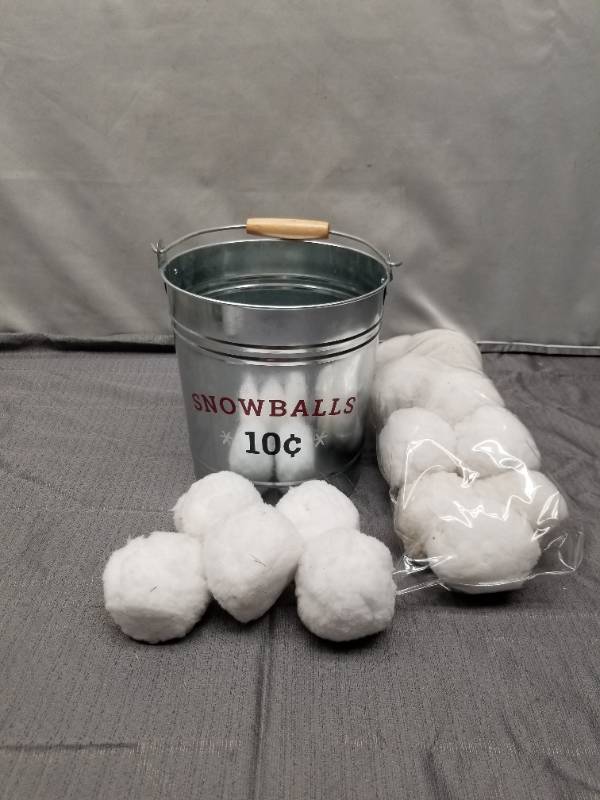 lot 12231 image: Decorative Snowballs 10� Metal Bucket Set with Artificial Snowballs