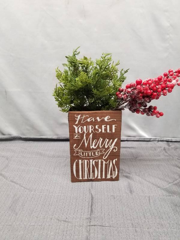 lot 12232 image: Wooden Christmas Sign with Greenery and Berry Decoration