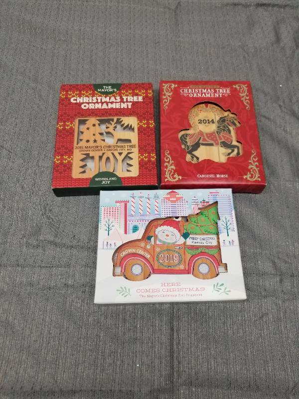 lot 12356 image: Kansas City Mayors Christmas Tree Ornament Collection 2014-2019