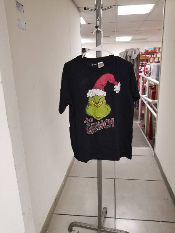 lot 12371 image: Dr. Seuss Short Sleeve Black Shirts for Men Size Medium