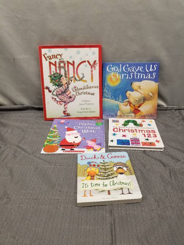 lot 12374 image: Childrens Christmas Book Collection - Fancy Nancy, Peppa Pig, Duck & Goose