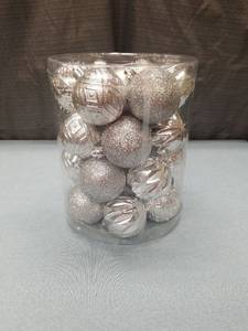 lot 3183 image: Holiday Time Silver Shatterproof Ornaments