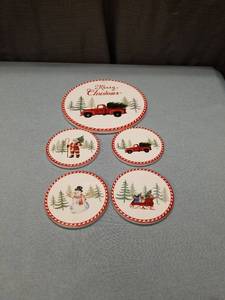 lot 3184 image: CHRISTMAS TREAT TRAY WITH SET OF 4 COASTERS