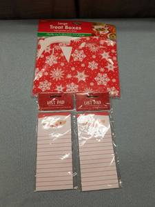 lot 3212 image: Holiday Gift Set - Treat Boxes and List Pads