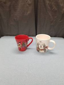 lot 3214 image: Holiday Character Coffee Mug Set