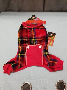 lot 3232 image: Pawslife Red Plaid Pajamas Size Small
