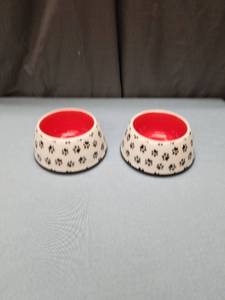 lot 3235 image: Paw Print Pet Bowls Set of 2
