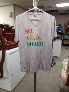 lot 3271 image: So Very Merry Holiday V-Neck T-Shirt
