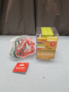 lot 3273 image: Nordic Stainless Steel Holiday Cookie Cutters Set