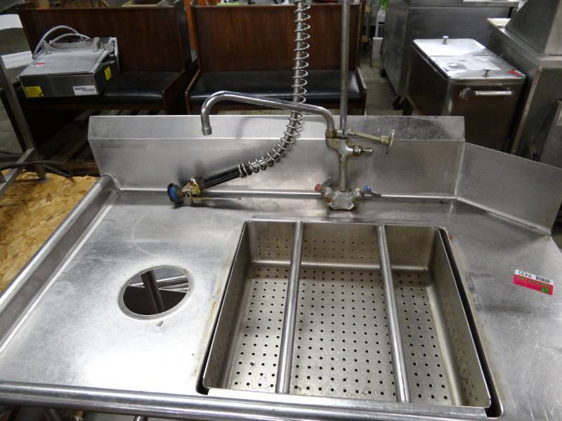 Stainless Sink With Pull Down Sprayer Faucet Cleaning Out