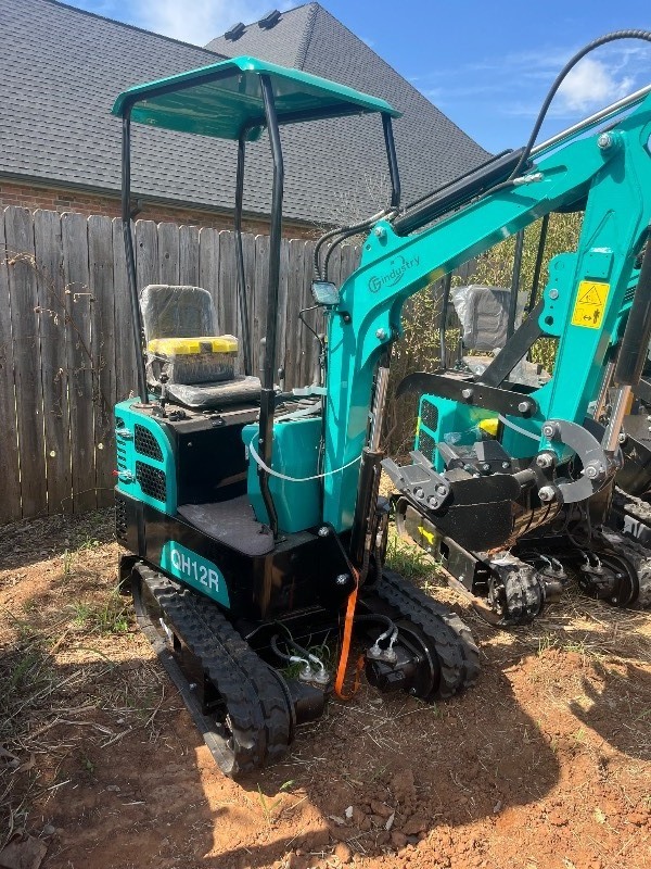 lot 1241 image: Unused QH12R with 420cc Gas Engine, 14 bucket and nice controls