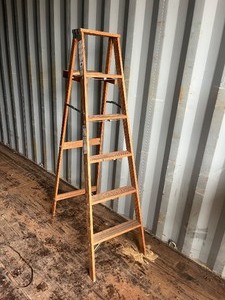 lot 1059N image: Approx 7 foot wooden ladder