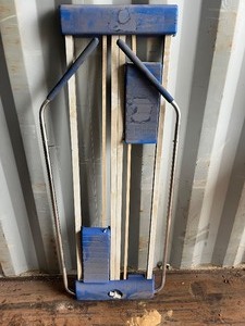 lot 1054N image: Blue fitness skiing machine