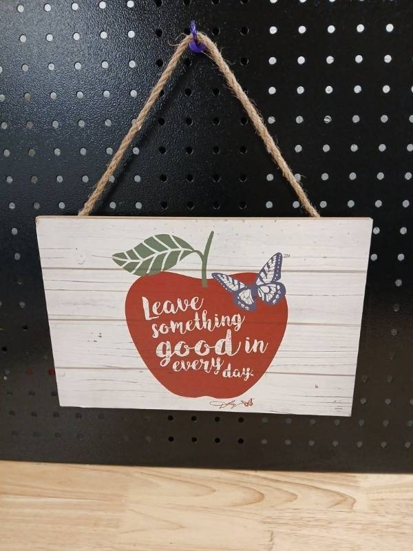 lot 40474 image: Inspirational Apple Wall Sign with Butterfly - Retail $15