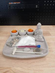 lot 42538 image: Buddy Zen Gardwn Candle Holder Set - Retail $32
