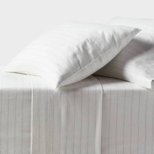 lot 42548 image: King Ultra Soft Flannel Sheet Set Eco Melange Stripe - Threshold�� - Retail $45