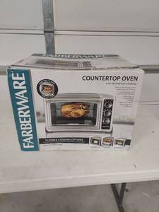lot 3720 image: Farberware Countertop Convection Oven