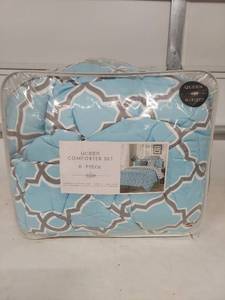 lot 3728 image: Modern Queen 6-Piece Geometric Comforter Set