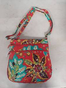 lot 3756 image: Vera Bradley Tropical Floral Crossbody Bag