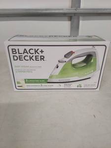 lot 3764 image: BlackDecker Easy Steam Non-Stick Iron