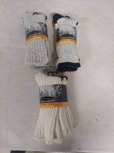 lot 3776 image: Country Tweeds Vermont Ragg Socks Womens Size 9-11