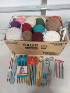 lot 3784 image: Yarn and Knitting Needle Collection Lot