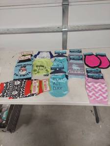 lot 3800 image: Max & Bella Pet Apparel Collection