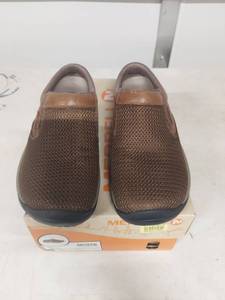 lot 3815 image: Merrell Encore Bypass Slip-On Shoes
