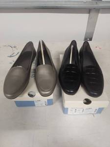 lot 3846 image: SJB Lauren Leather Loafers - Black & Pewter - Size 7.5M
