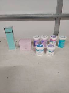 lot 3880 image: Mixed Beauty Products Bundle - Kate Somerville and Almay